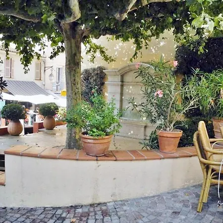 Avec Piscine, Tennis Et Parking Au Lavandou - 2 Pieces, 4 Couchages - Fr-1-251-24 Le Lavandou